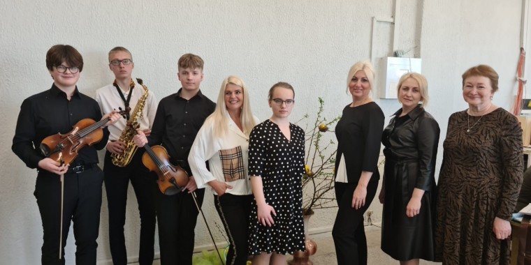 Izlaiduma klašu audzēkņi un pedagogi apmeklē “Atvērto durvju dienu”  St.Broka Daugavpils Mūzikas vidusskolā
